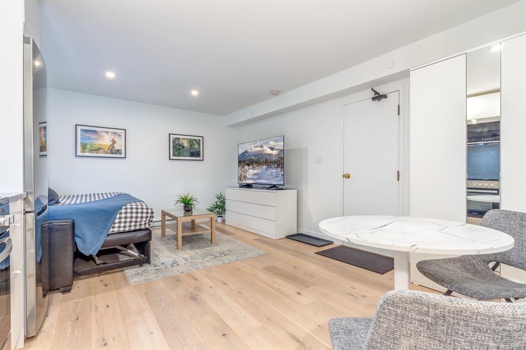 #318 – 2111 Whistler Road