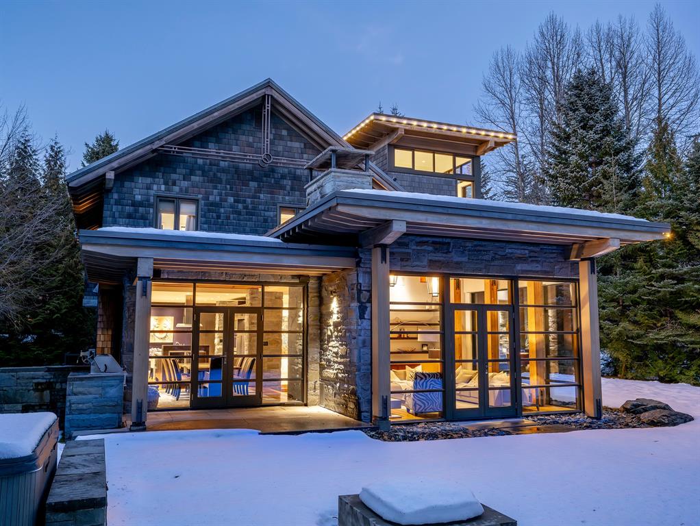 6677 Crabapple Drive