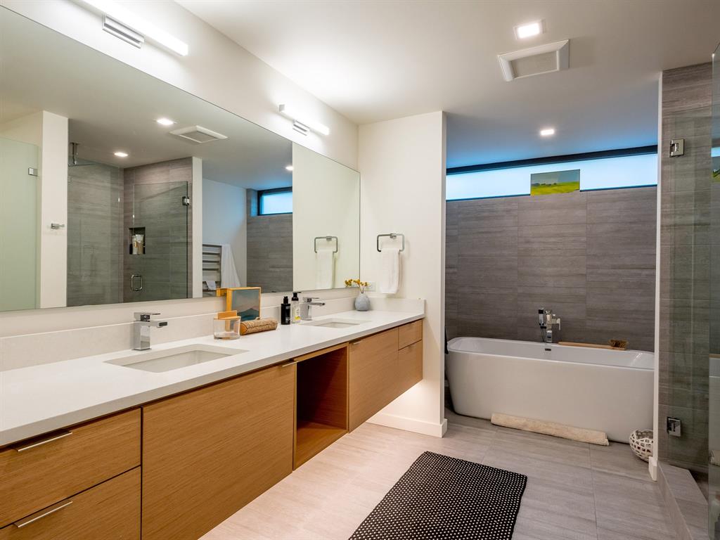 7325 Toni Sailer Lane