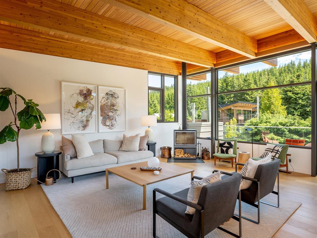 7325 Toni Sailer Lane