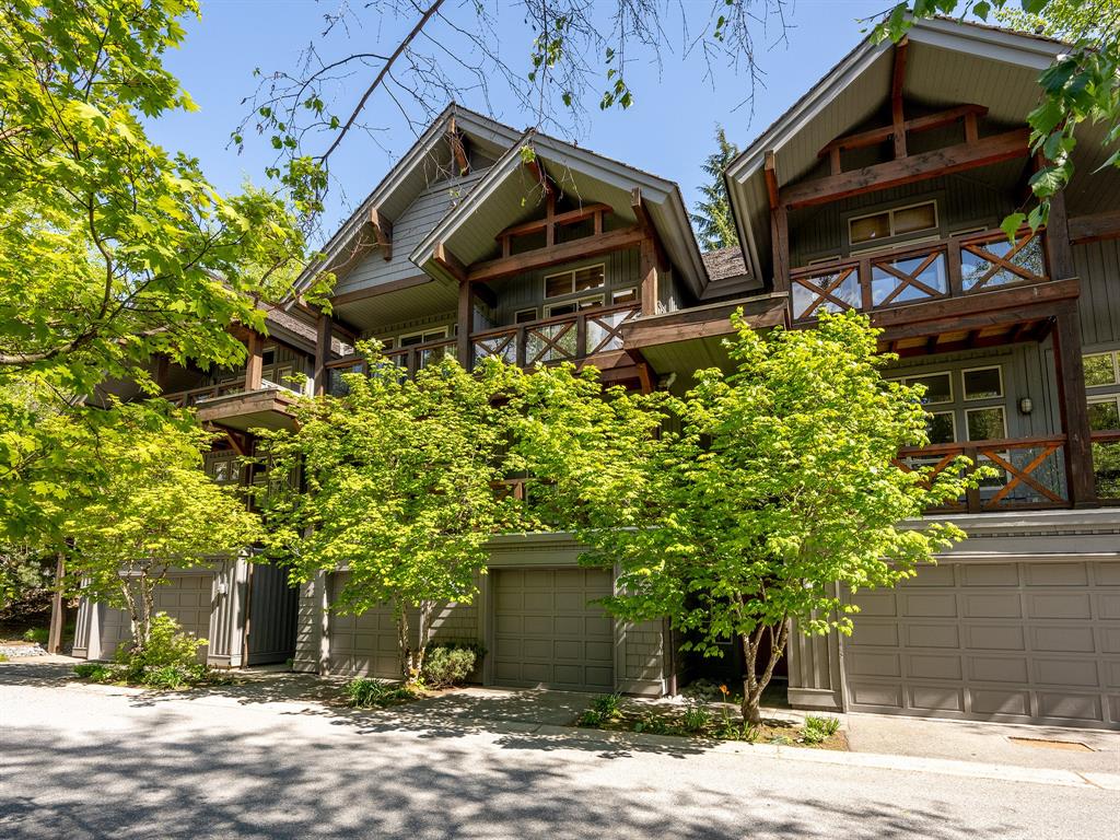 #6 – 4668 Blackcomb Way