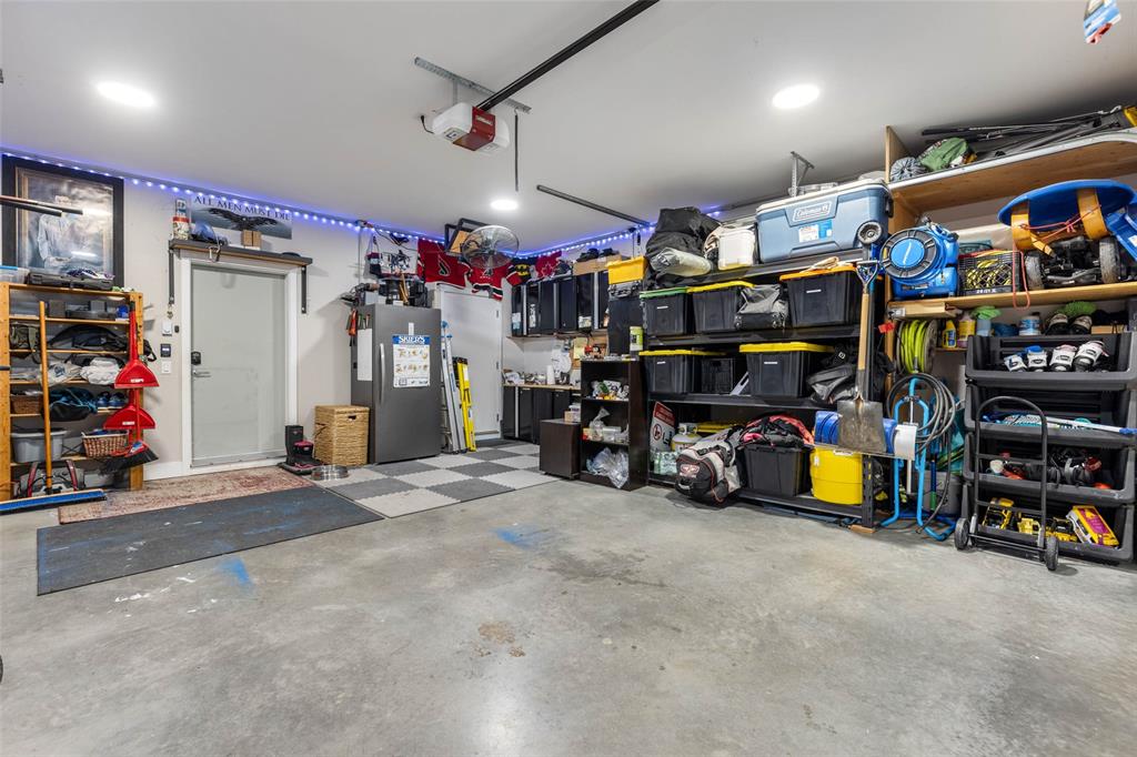 #50 – 4000 Sunstone Way