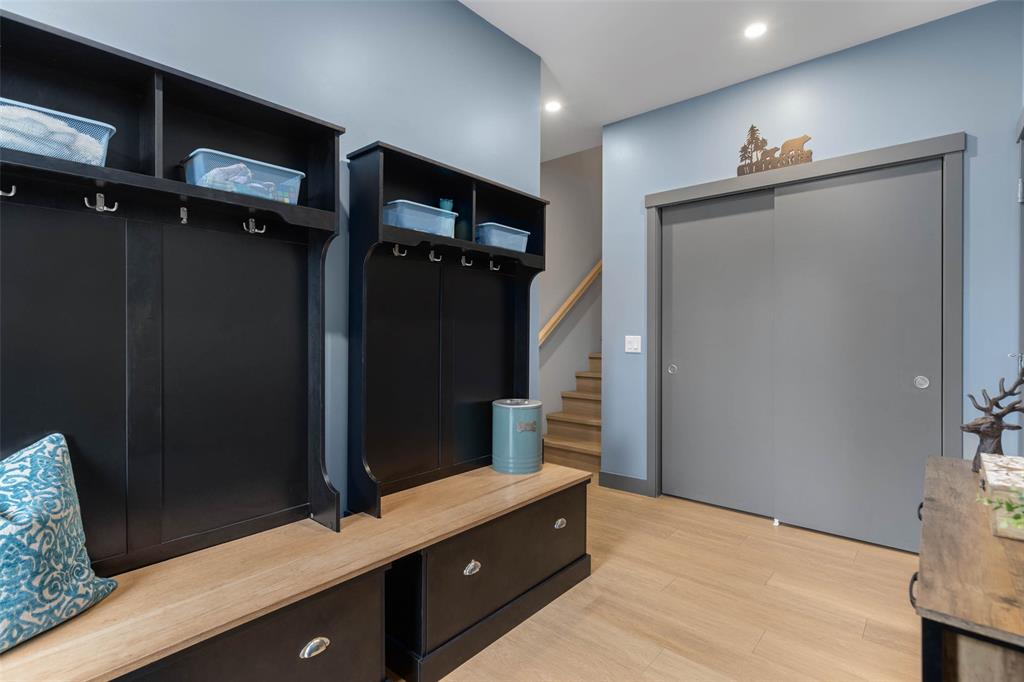 #50 – 4000 Sunstone Way