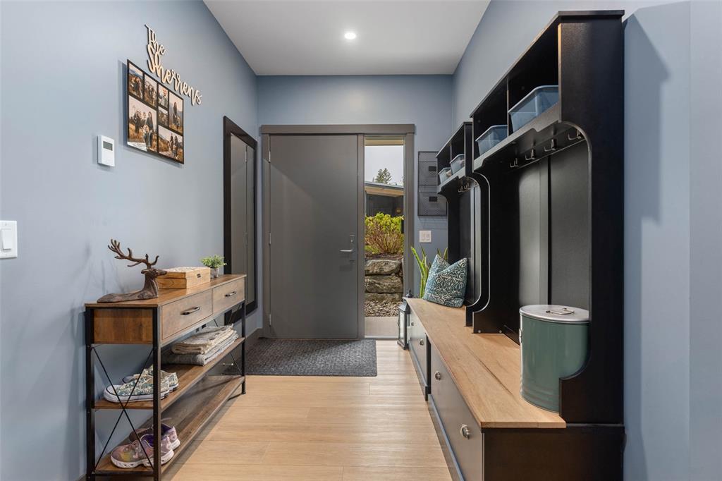 #50 – 4000 Sunstone Way