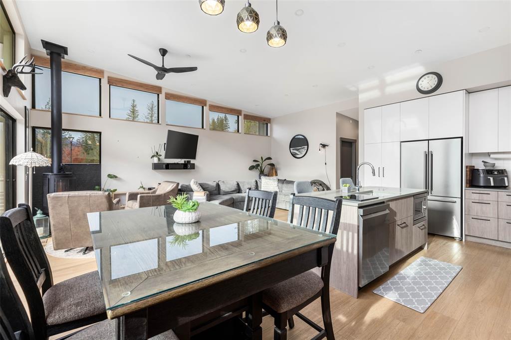 #50 – 4000 Sunstone Way