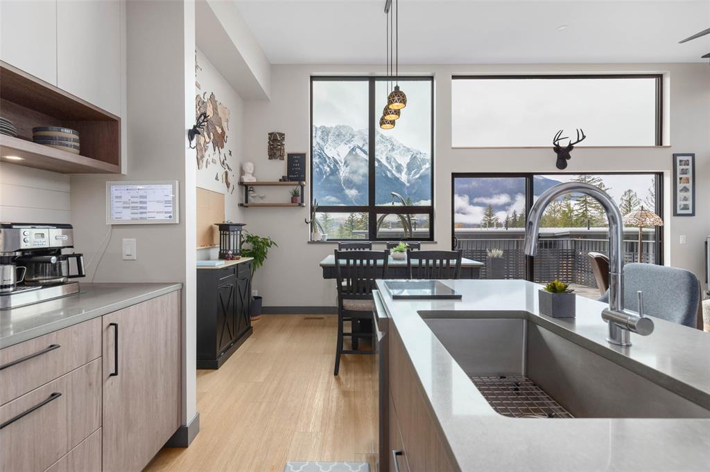 #50 – 4000 Sunstone Way