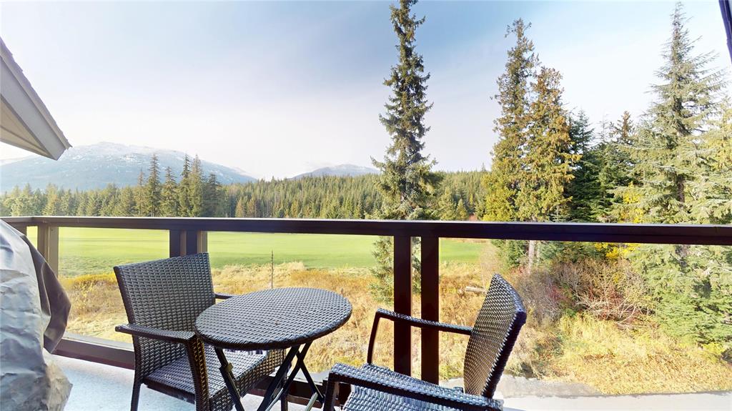 #4 – 4644 Blackcomb Way