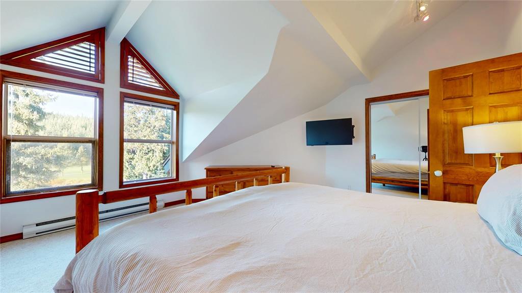 #4 – 4644 Blackcomb Way