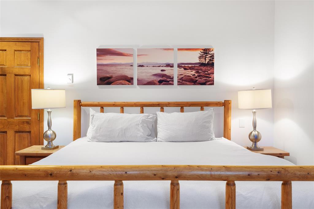 #4 – 4644 Blackcomb Way