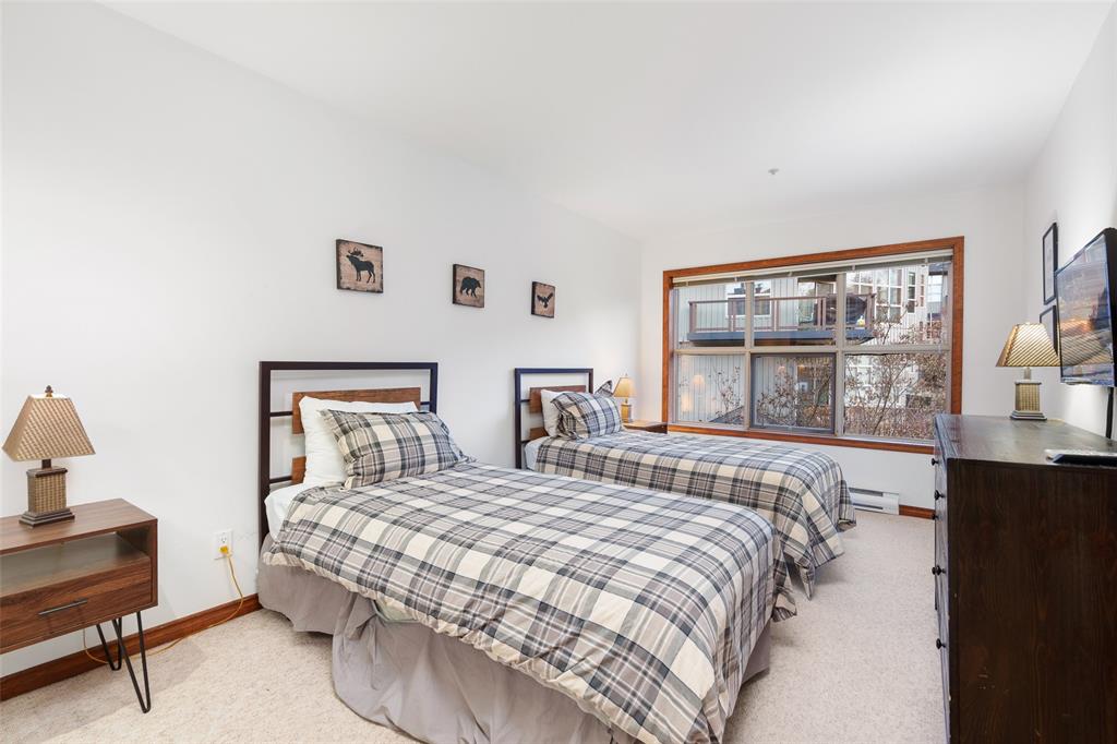 #4 – 4644 Blackcomb Way