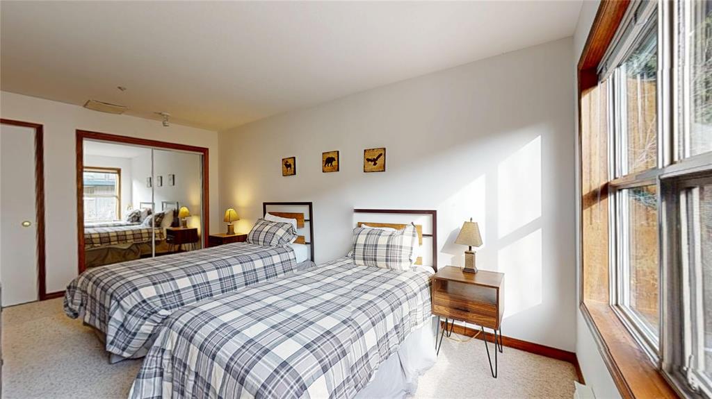 #4 – 4644 Blackcomb Way