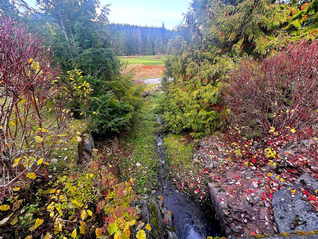 #4 – 4644 Blackcomb Way