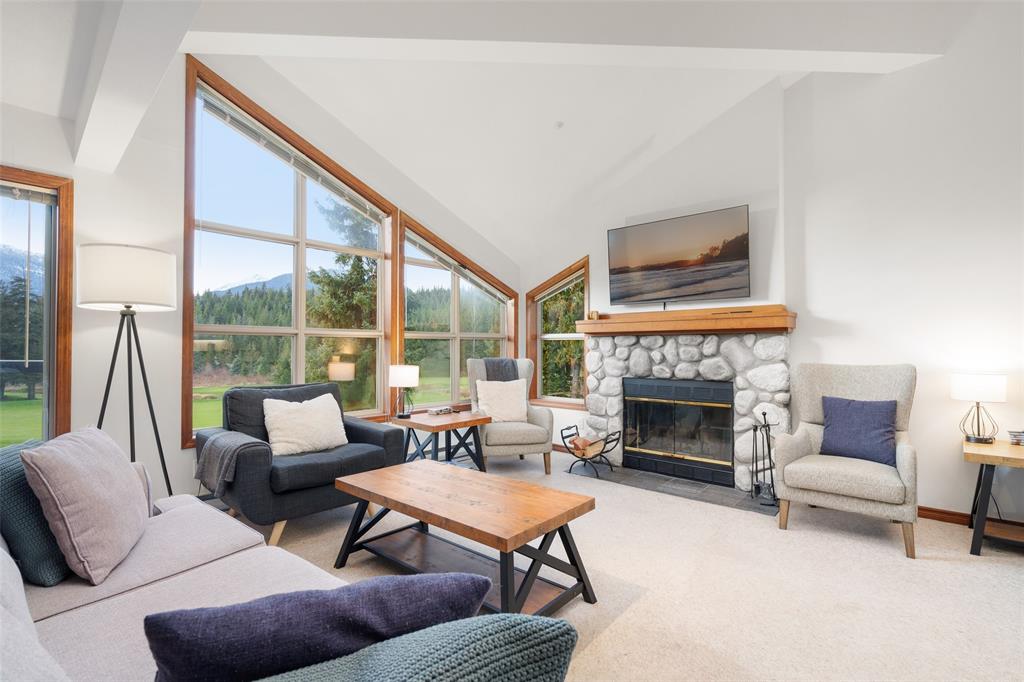 #4 – 4644 Blackcomb Way