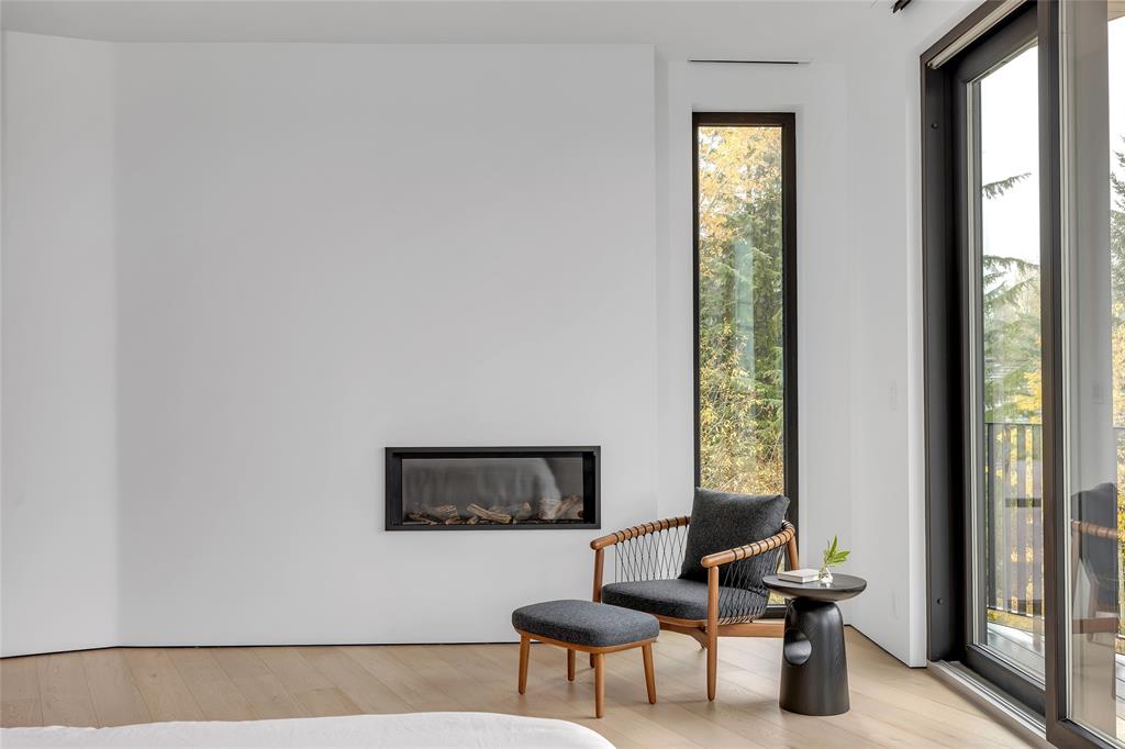 3565 Falcon Crescent