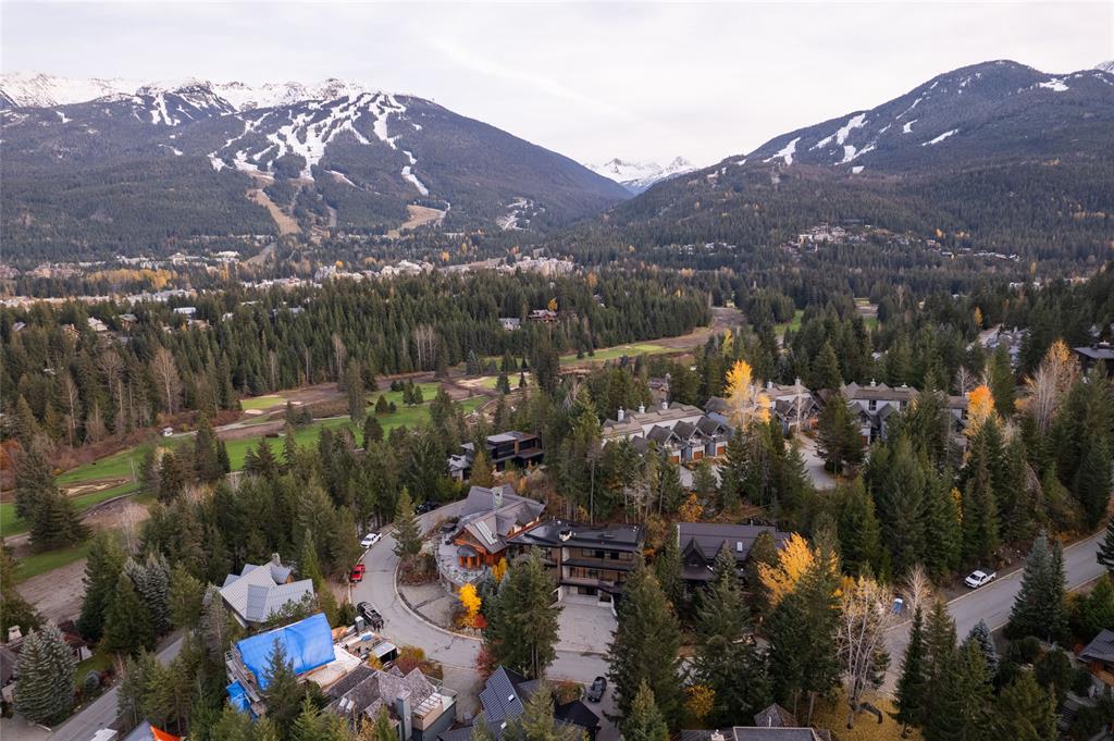 3565 Falcon Crescent