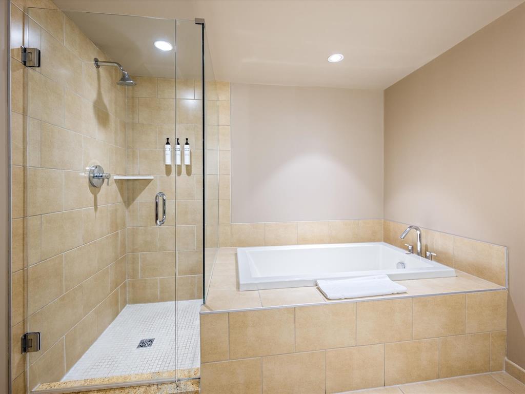 #106A – 2020 London Lane