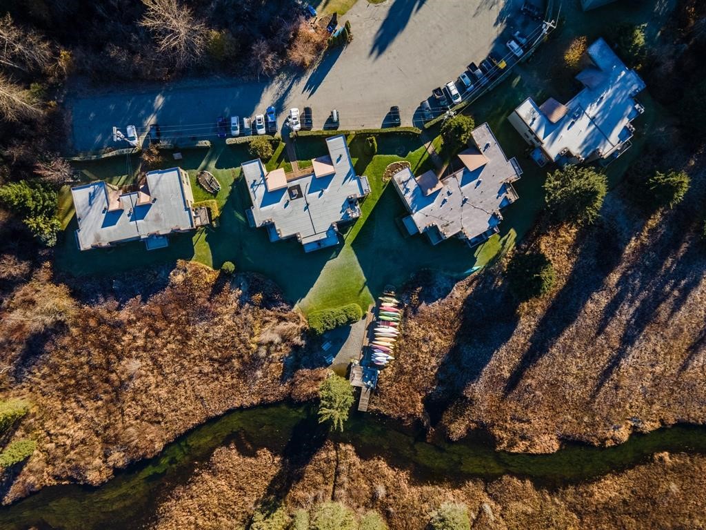 #405 – 6850 Crabapple Drive