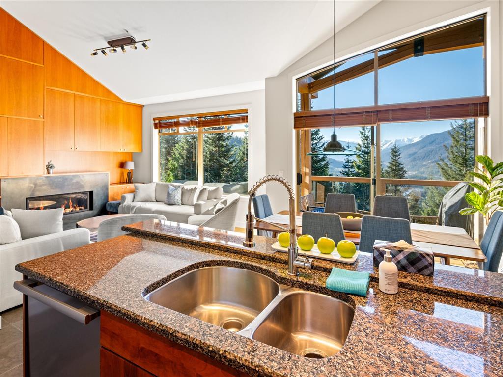 #20 – 2301 Taluswood Place