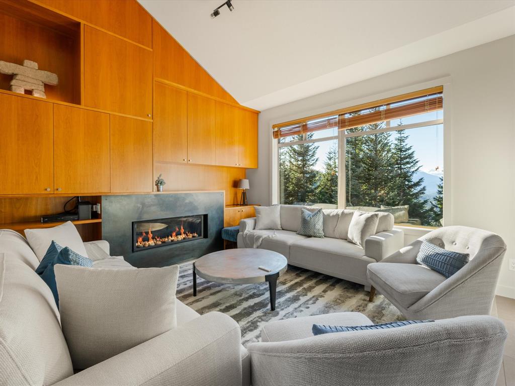 #20 – 2301 Taluswood Place