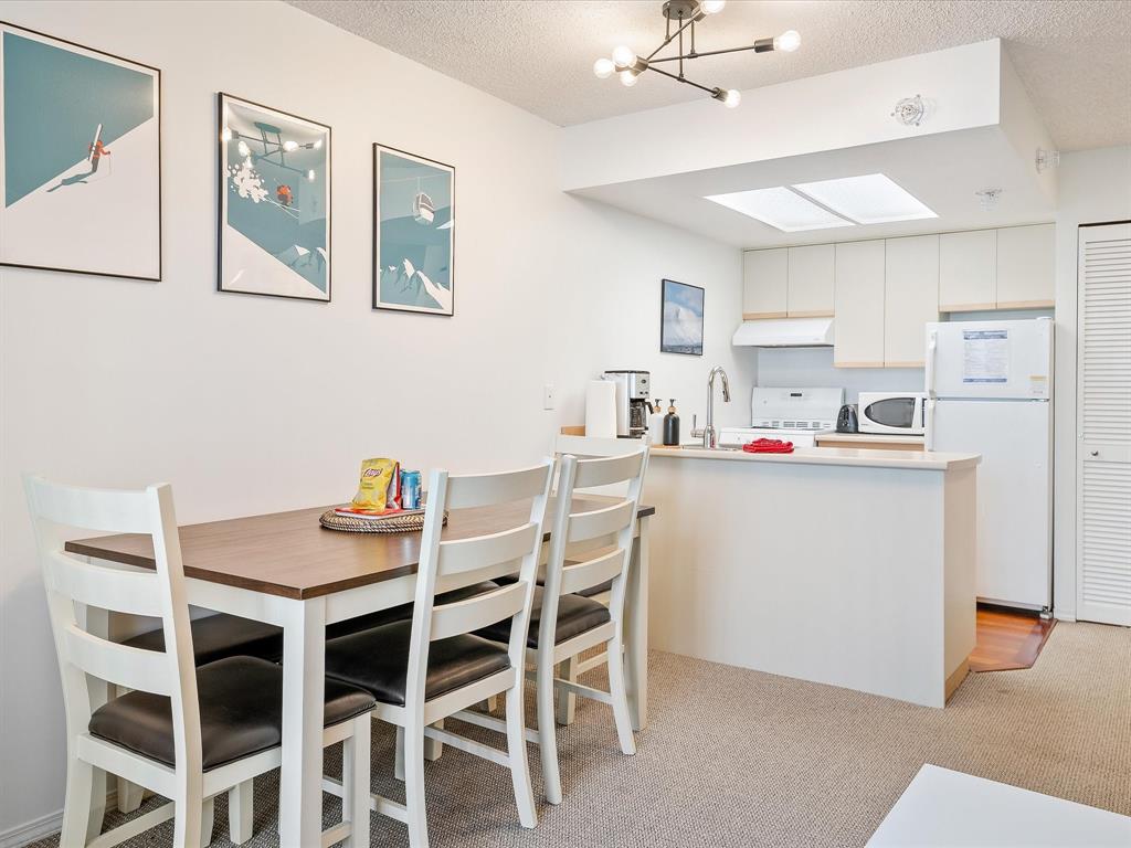 #220 – 4809 Spearhead Drive