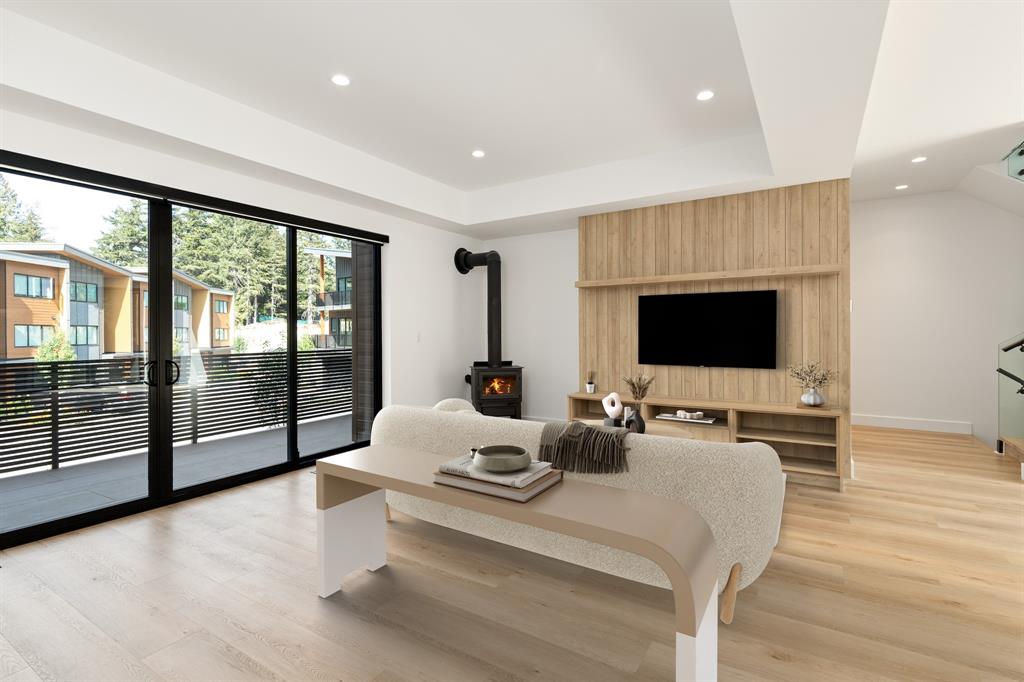 #15 – 2077 Garibaldi Way