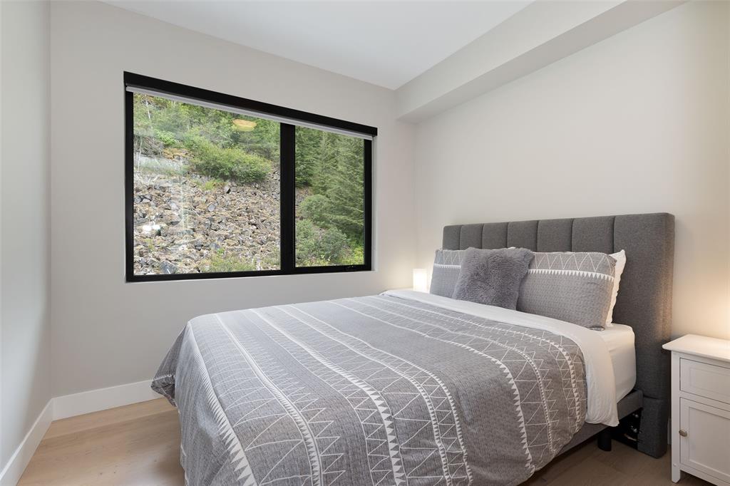 #8 – 1350 Cloudburst Drive