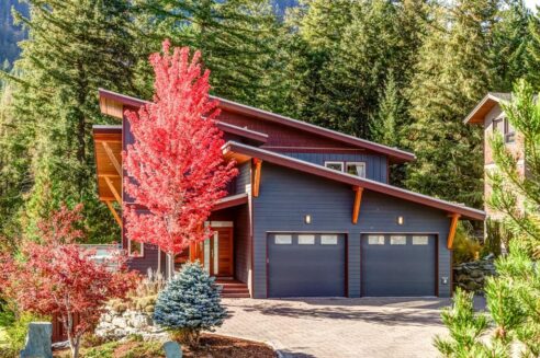 7457 Dogwood St., Pemberton, for Real Estate Sale, agent Dan Scarratt.