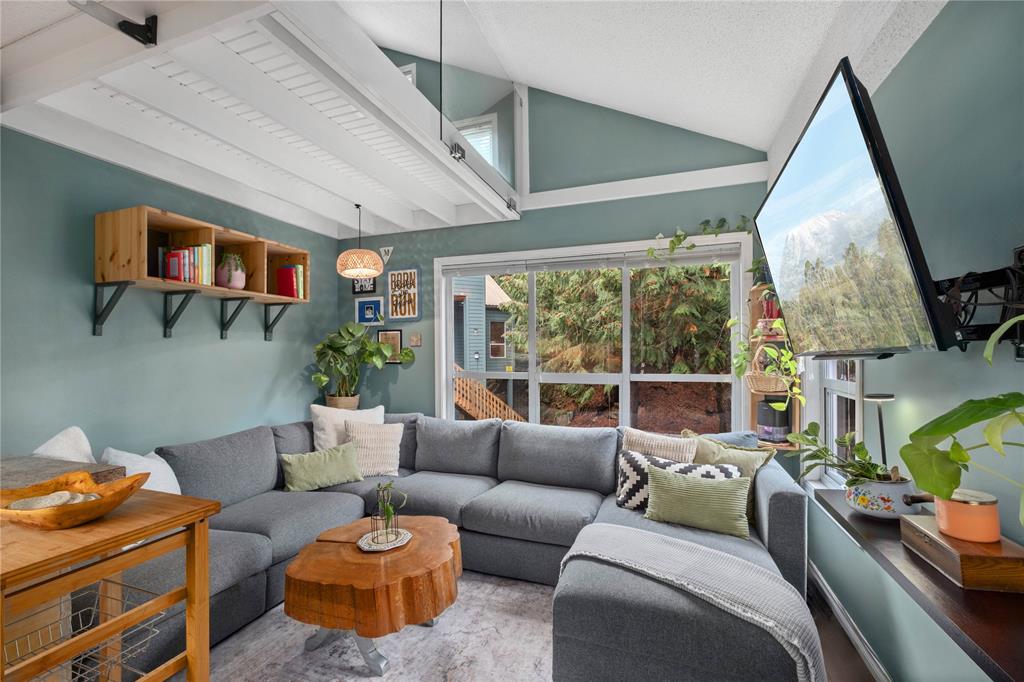 #4 – 2126 Sarajevo Drive