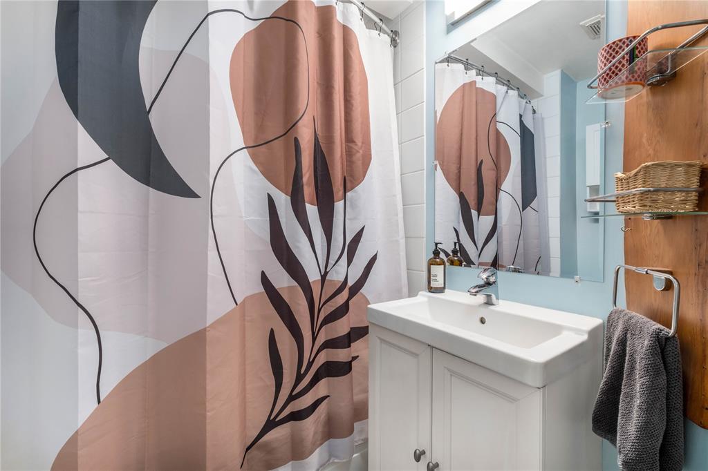 #4 – 2126 Sarajevo Drive