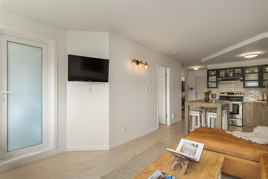 #310 – 2221 Gondola Way