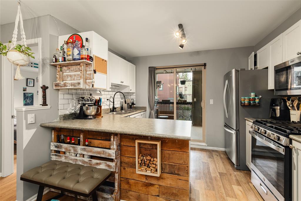 #9 – 1447 Vine Road