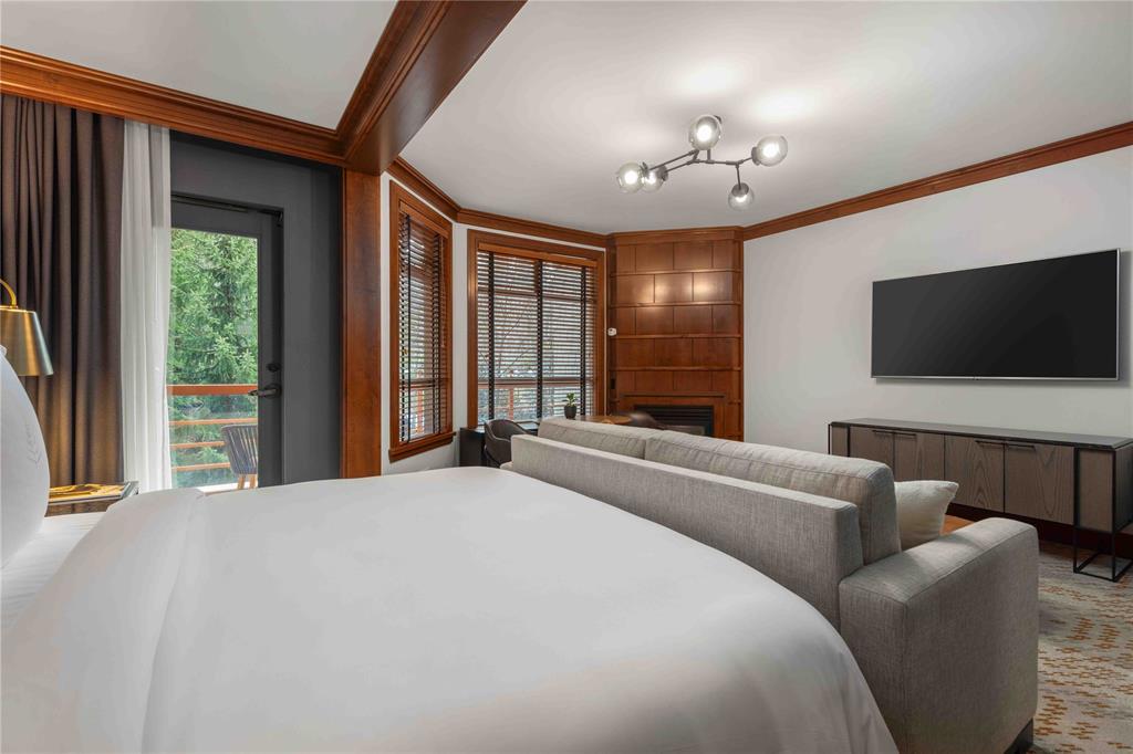 #324 – 4591 Blackcomb Way