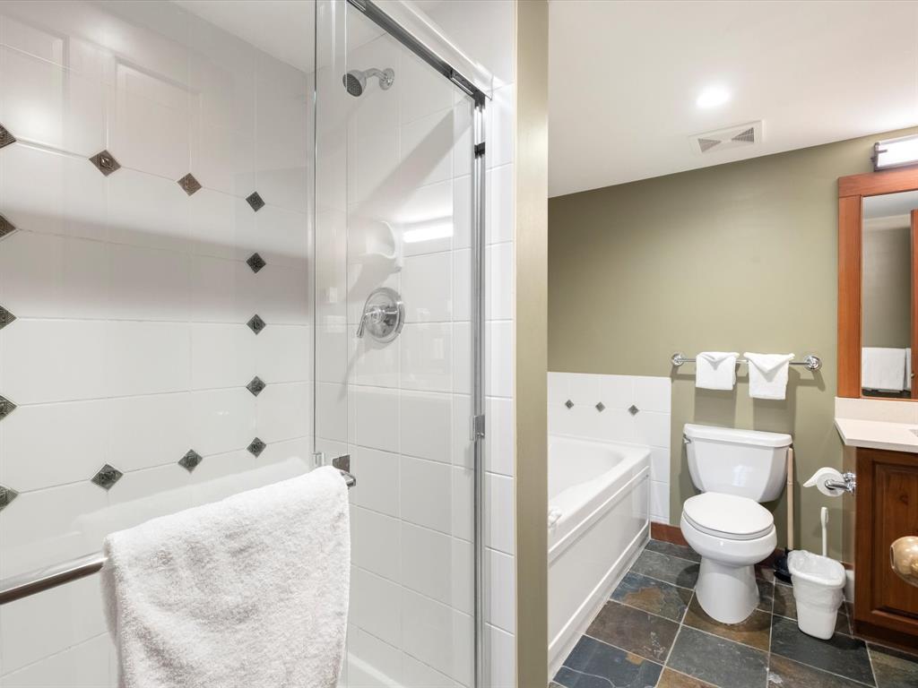 #412G3 – 4653 Blackcomb Way