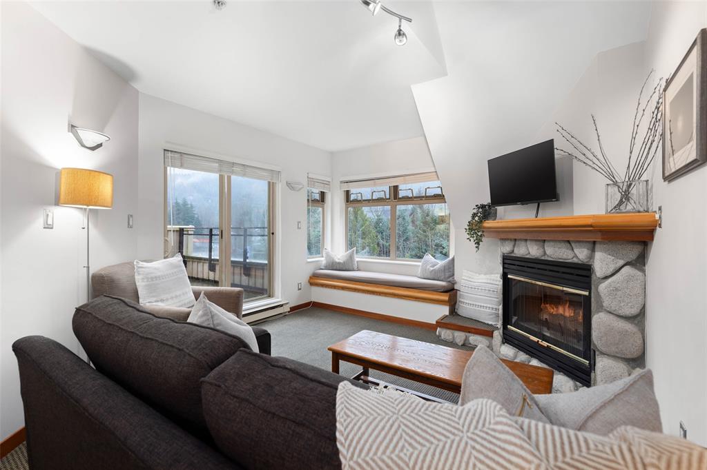 #217 – 2050 Lake Placid Road