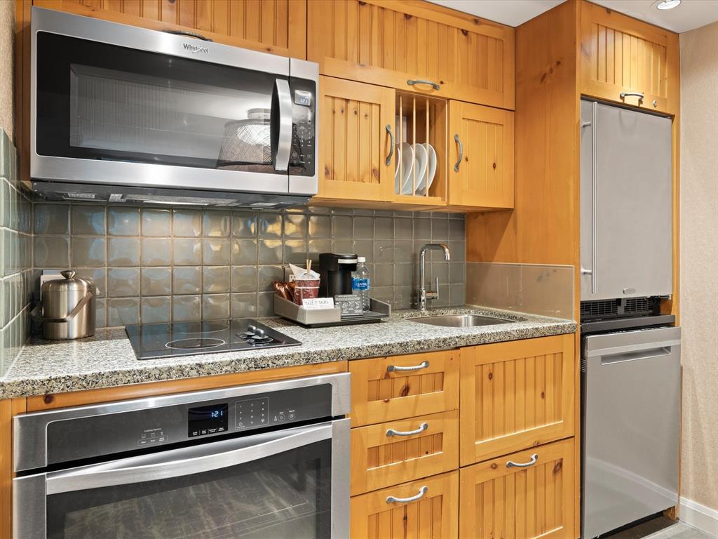 #972 – 4090 Whistler Way