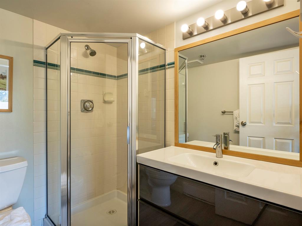 #330 – 4350 Lorimer Road