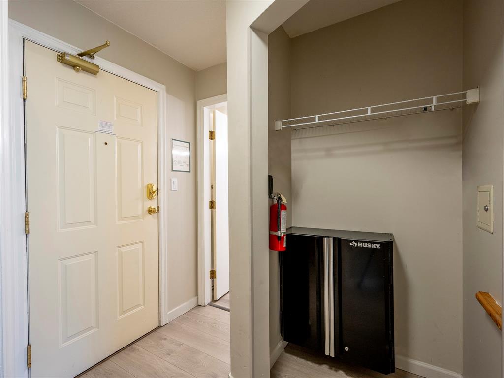 #330 – 4350 Lorimer Road