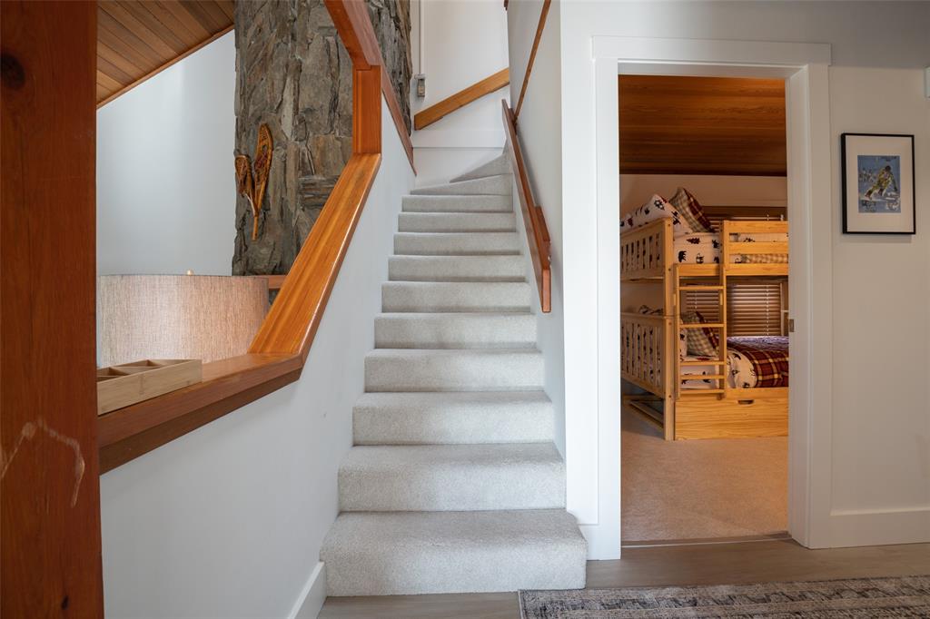 #206 – 6117 Eagle Drive