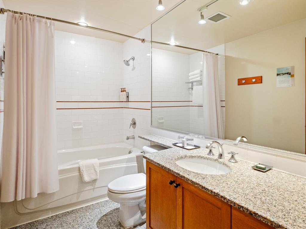 #602 – 4320 Sundial Crescent