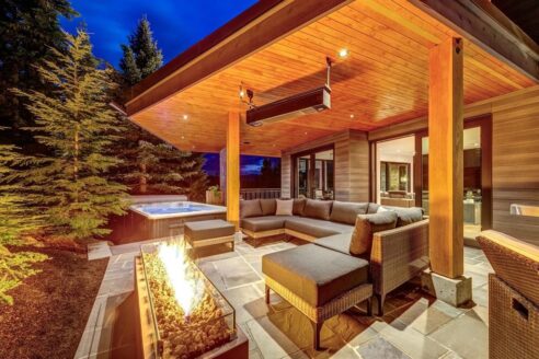 2924 Big Timber interior and exterior views for Whistler Wired