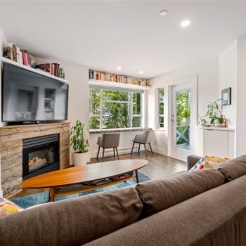 #309 – 4360 Lorimer Road