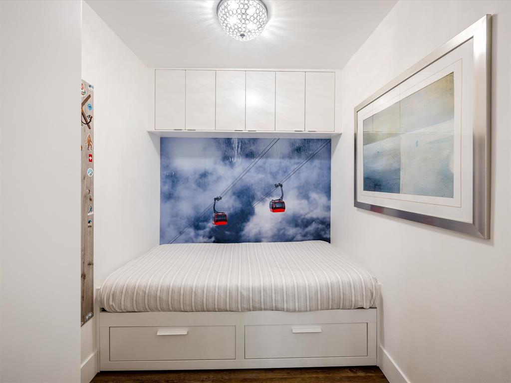 #309 – 4360 Lorimer Road