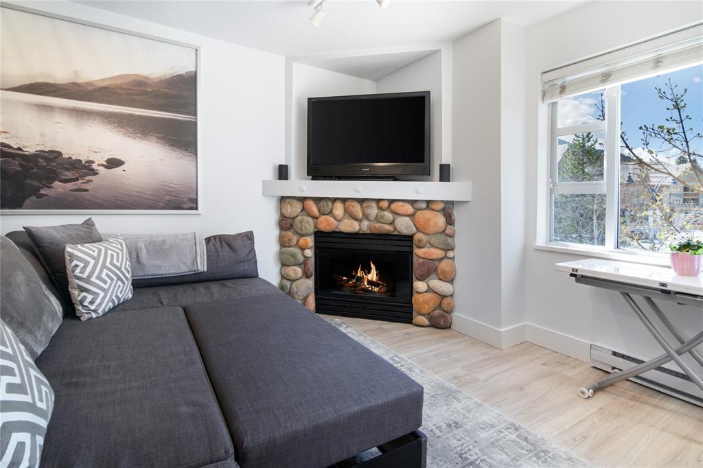 #204 – 4360 Lorimer Road