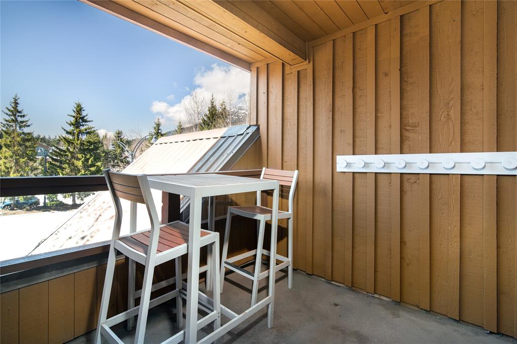 #204 – 4360 Lorimer Road