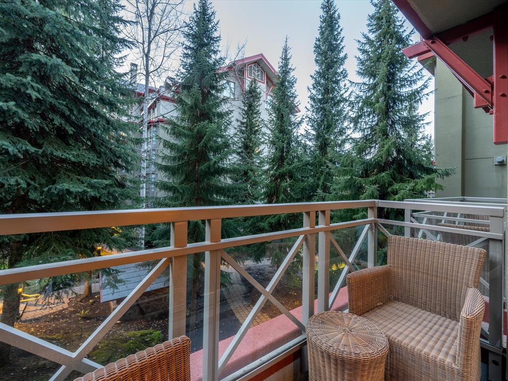 #516 – 4090 Whistler Way
