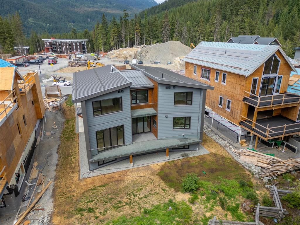 1710 River Run Place