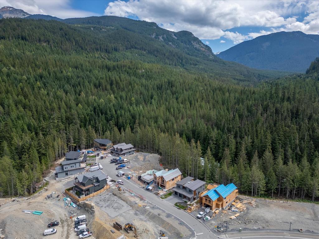 1710 River Run Place