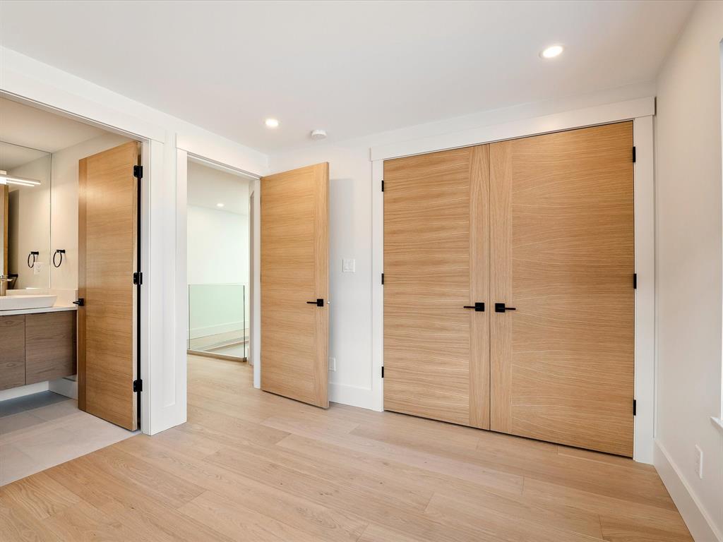 1710 River Run Place