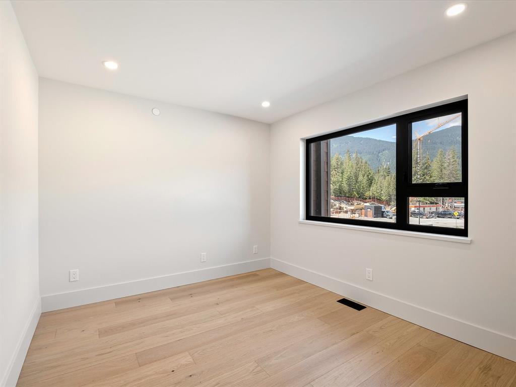 1710 River Run Place