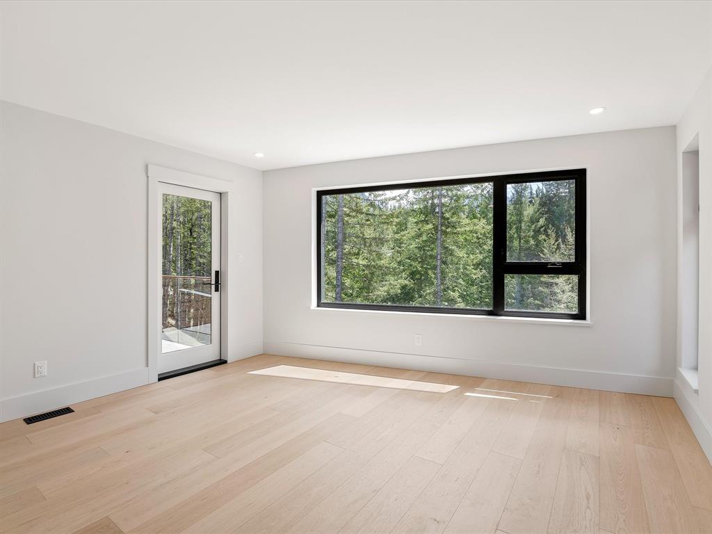 1710 River Run Place